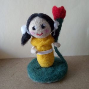 Muñeca Con Flor