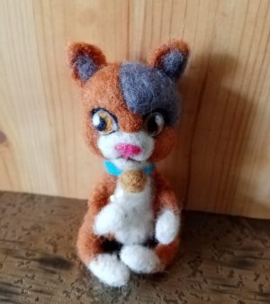 Muñeco De Gatito Con Cascabel