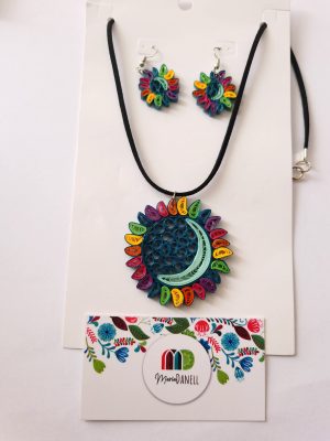 Conjunto collar y Aretes De Filigrana Luna y Sol